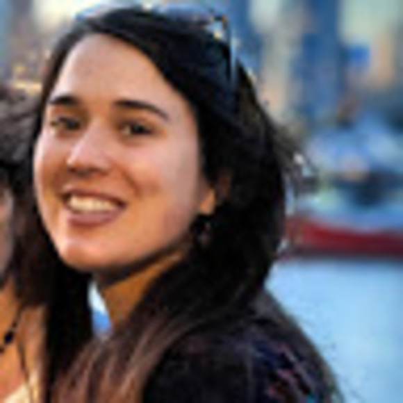 Meet your Posher, Courtney - Picture 1 of 1